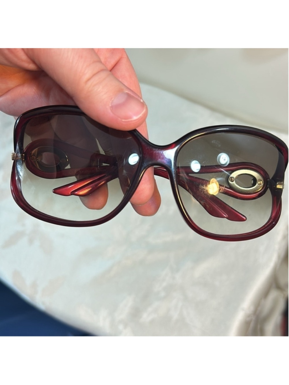Dior VOLUTE2STR Chic Red Sunglasses with Rhinestone Detail OF5058S57N - Picture 10 of 13